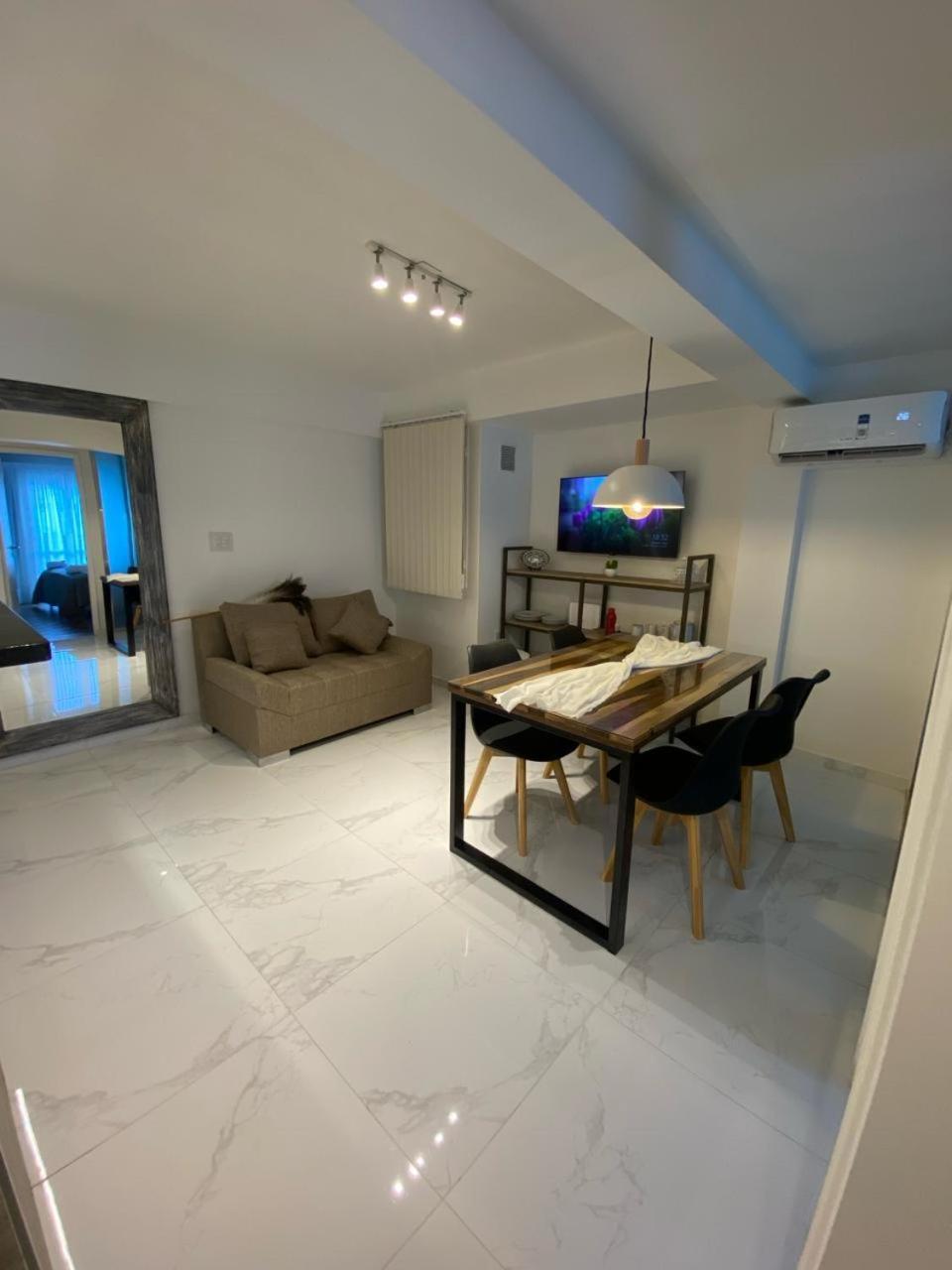 Departamento Centrico Con Cochera - Cordoba Argentina- Zewnętrze zdjęcie